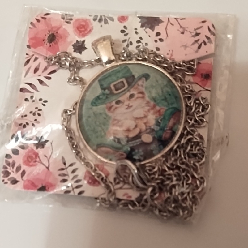 Cat Irish Pendant Necklace with Green Hat